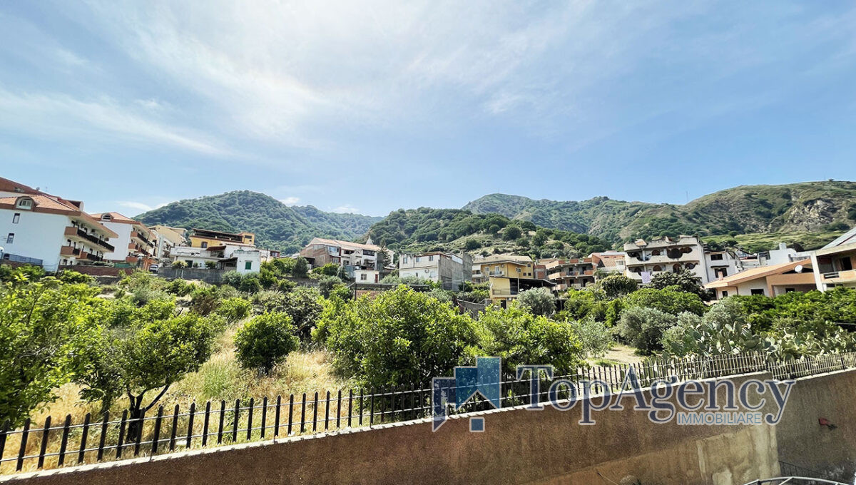 Villetta con veranda Messina Zafferia